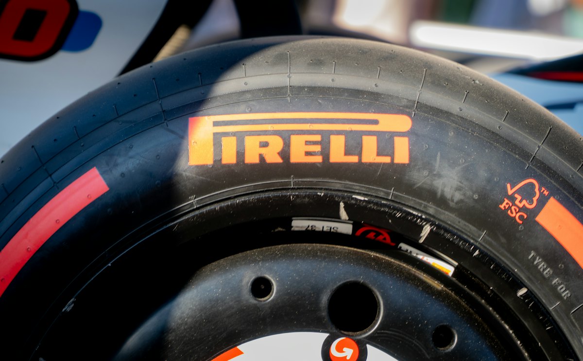 Neumático Pirelli